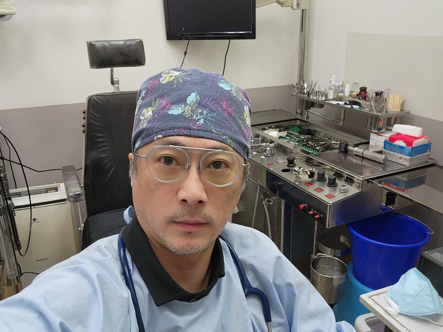 從疲憊到精神煥發的轉變 - 耳鼻喉科醫師的眼袋手術經驗分享
