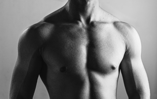 男性女乳症：男人也有煩惱，胸部竟然能成為話題？